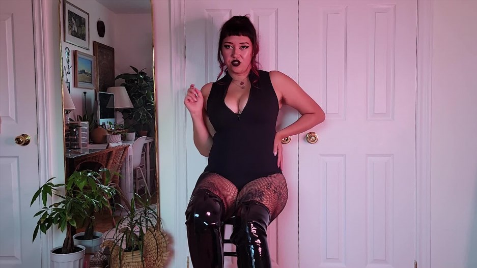 Mistress Arelia - Findom 'Aftercare' for Losers